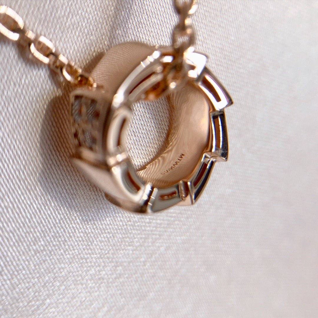 Vellora Opalyn SERPENTI PEDANT DIAMOND PINK GOLD NECKLACE