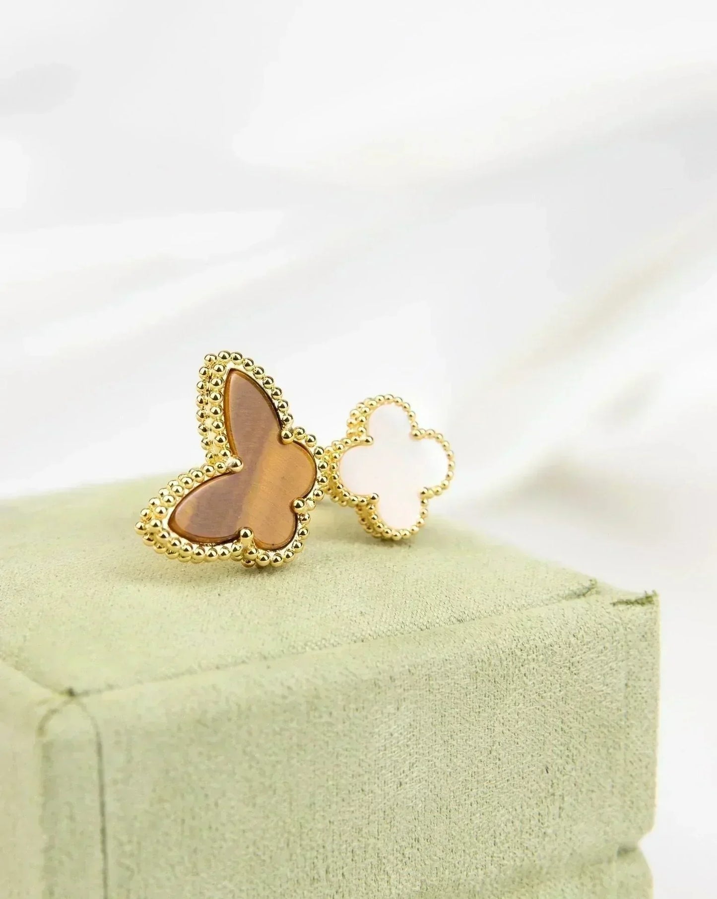 [Vellora-Opalyn]LUCKY BETWEEN THE FINGER RING