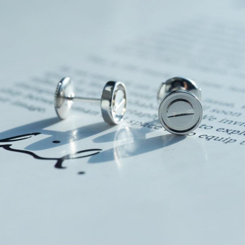 [Vellora-Opalyn]LOVE EARRINGS SILVER 10MM