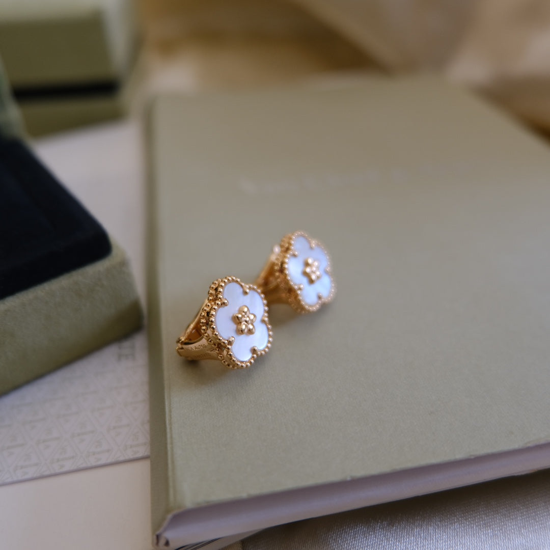 [Vellora-Opalyn]LUCKY PINK GOLD WHITE MOP EARRINGS