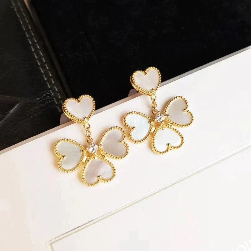 [Vellora-Opalyn]CLOVER SWEET WHITE MOP EARRINGS