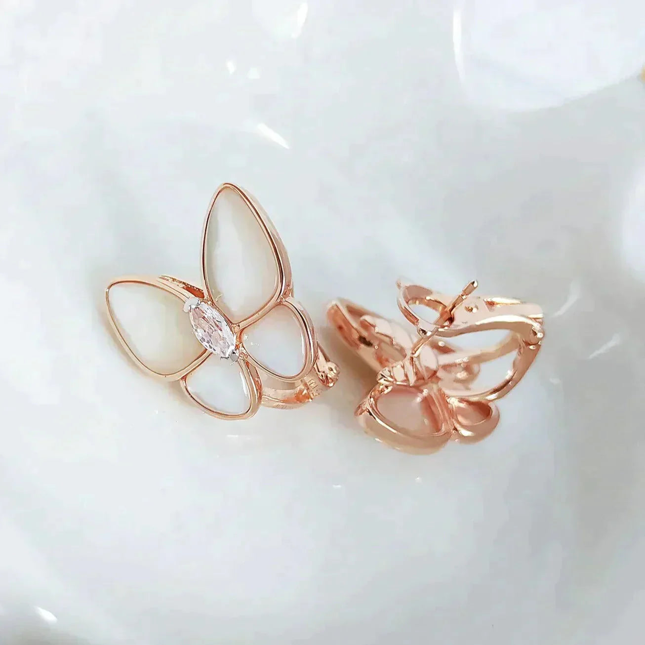 [Vellora-Opalyn]BUTTERFLY MOP DIAMOND EARRINGS