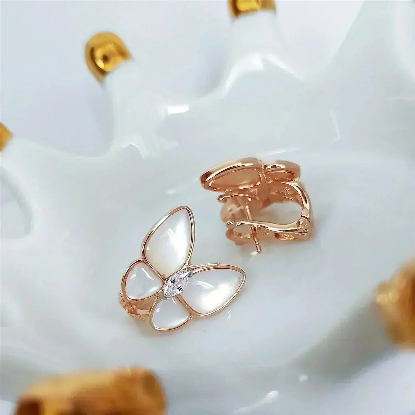 [Vellora-Opalyn]BUTTERFLY MOP DIAMOND EARRINGS