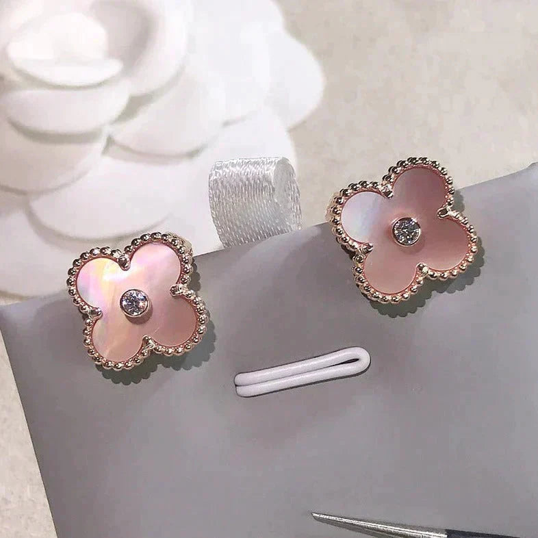 [Vellora-Opalyn]CLOVER MEDIUM 1 MOTIFS  PINK MOP DIAMOND EARRINGS