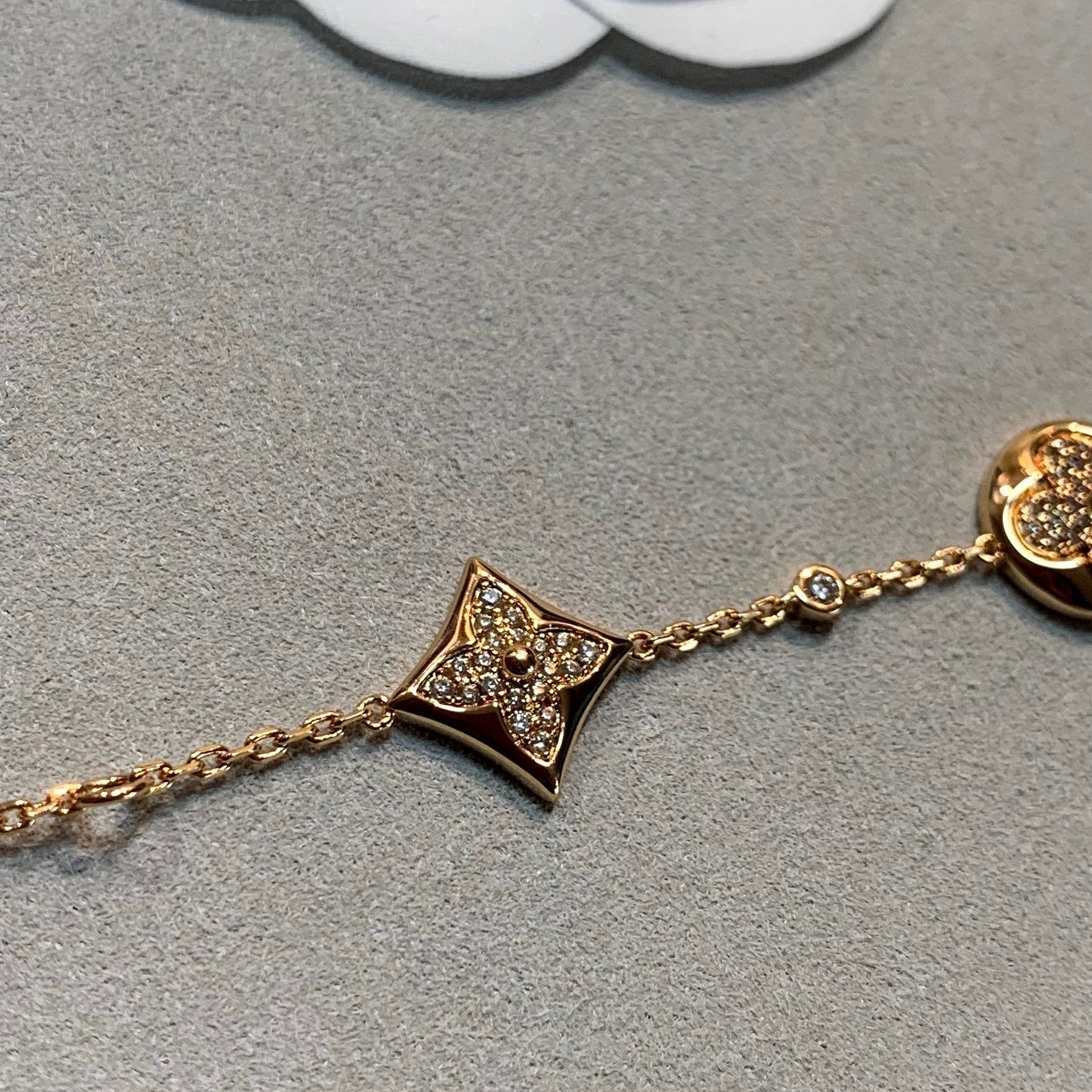 [Vellora-Opalyn]STAR AND SUN 4 MOTIFS GOLD DIAMONDS BRACELET