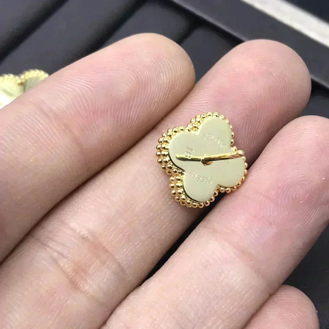 [Vellora-Opalyn]CLOVER MINI 9.5MM LASER EARRINGS