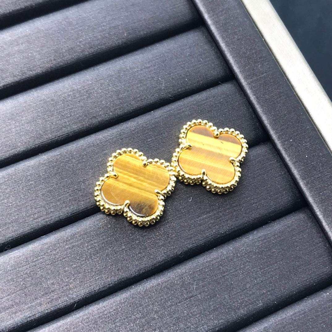 [Vellora-Opalyn]CLOVER MEDIUM 1 MOTIFS TIGER EYE EARRINGS