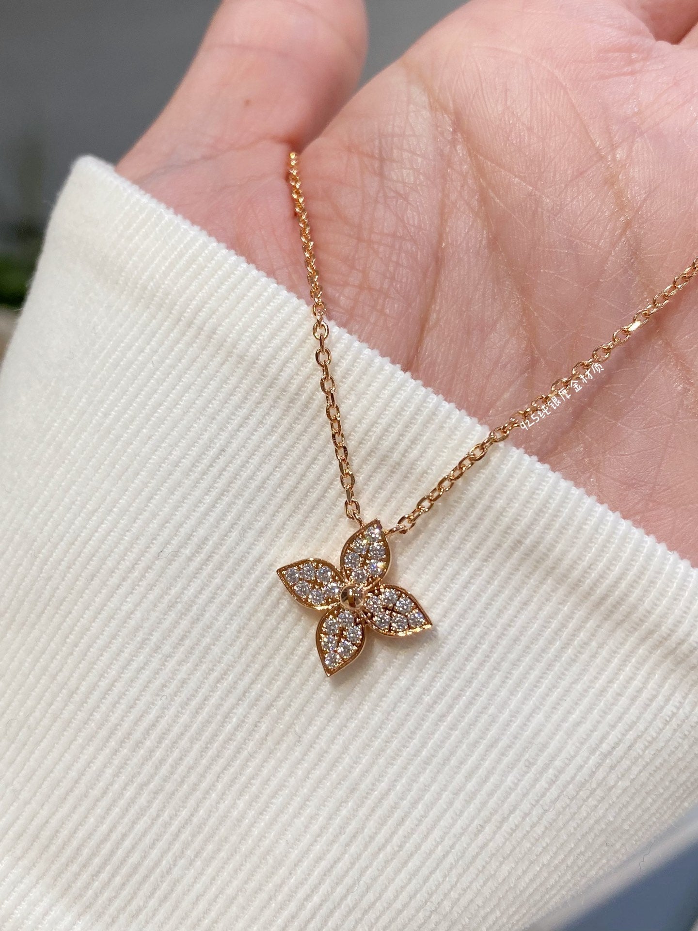 [Vellora-Opalyn]STAR DIAMOND NECKALCE