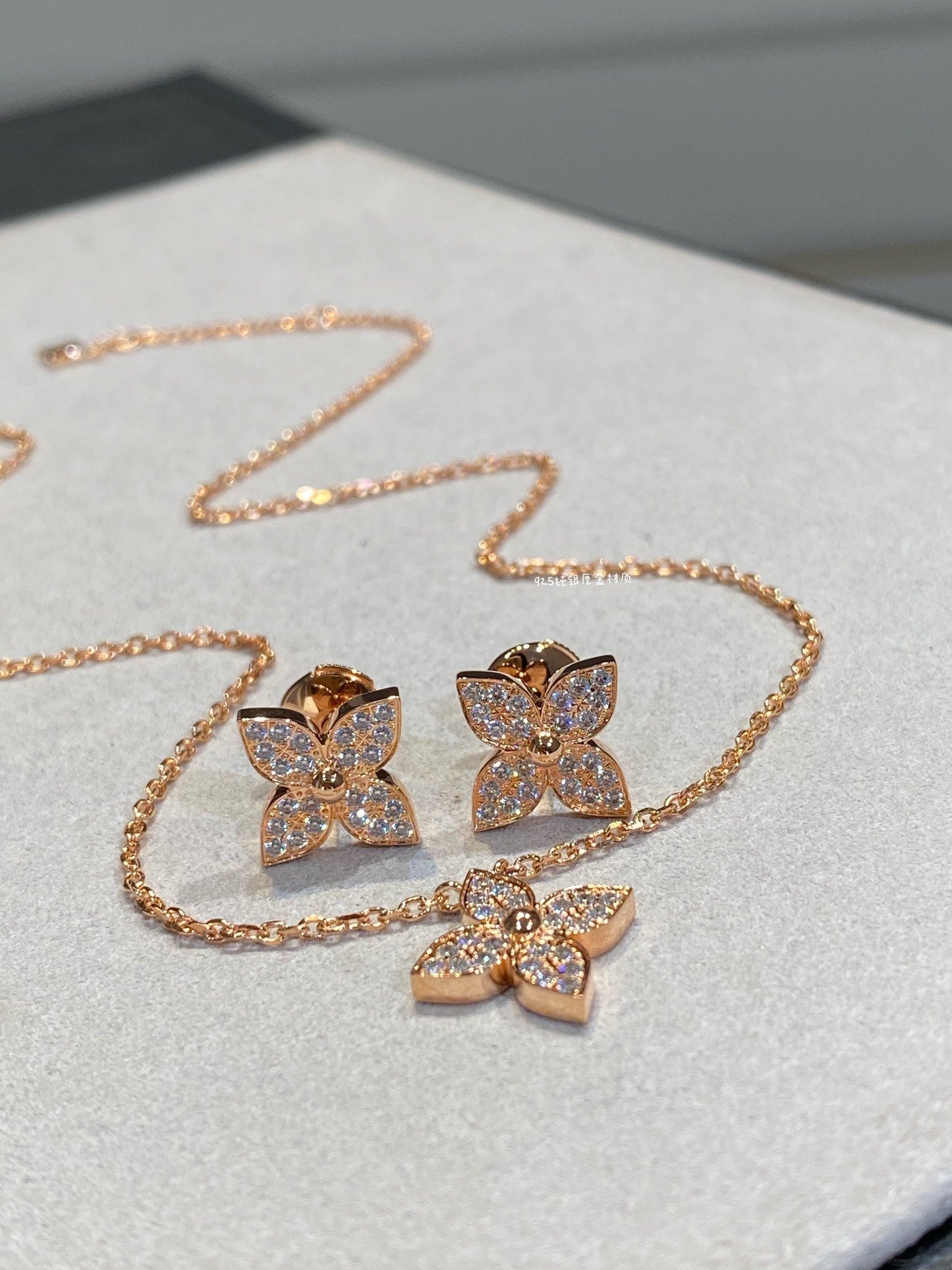 [Vellora-Opalyn]STAR DIAMOND NECKALCE