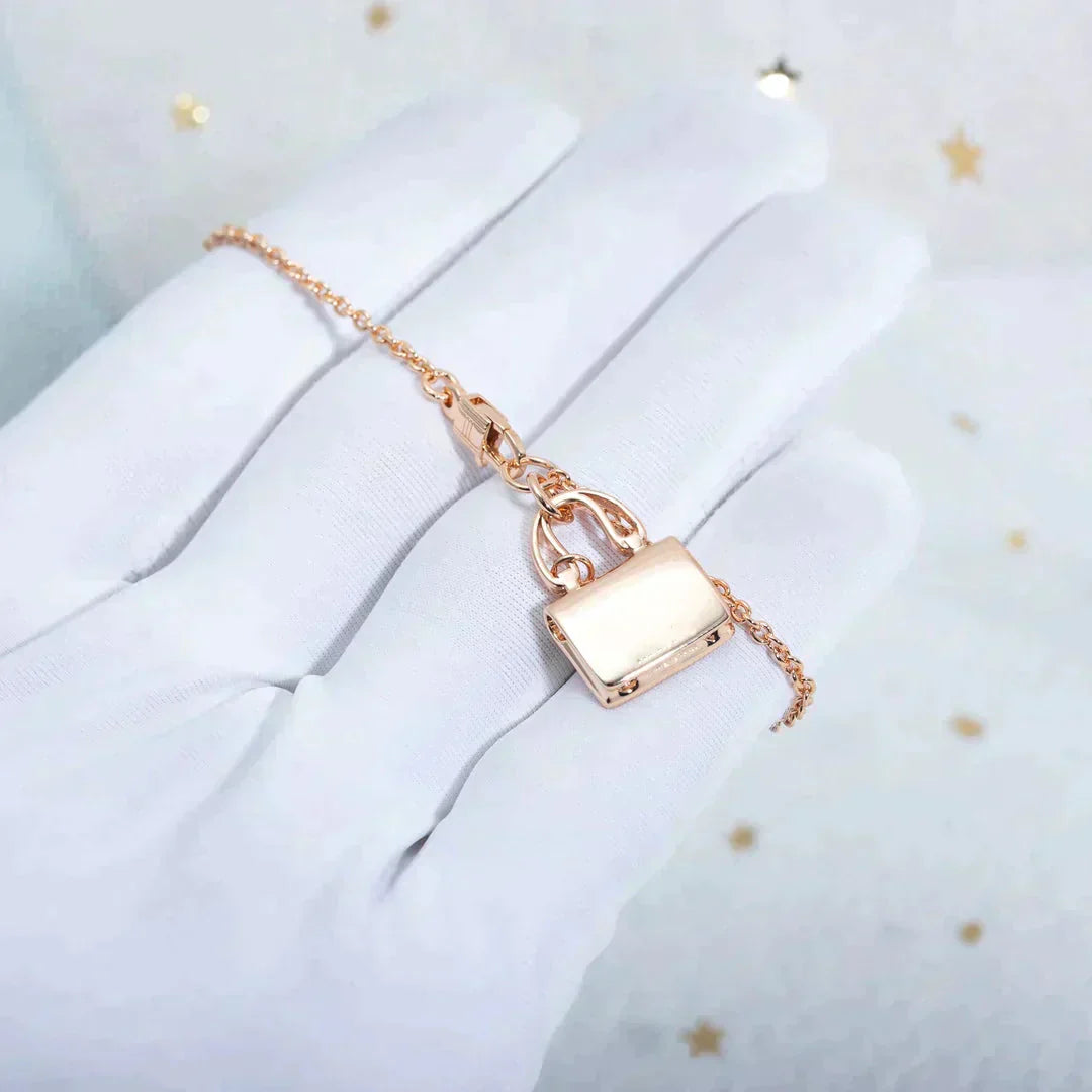 [Vellora-Opalyn]AMULETTE PEDANT ROSE GOLD NECKLACE