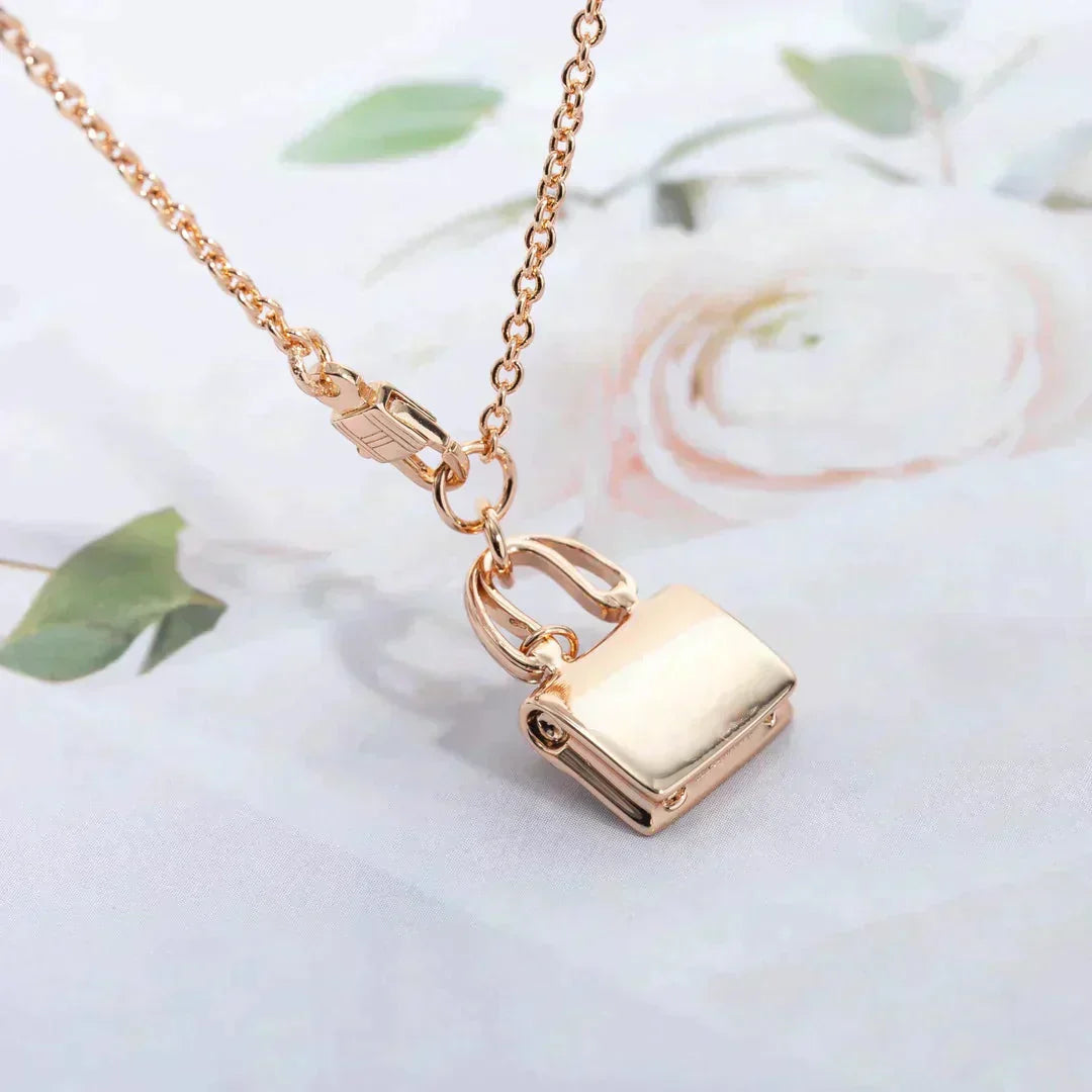 [Vellora-Opalyn]AMULETTE PEDANT ROSE GOLD NECKLACE