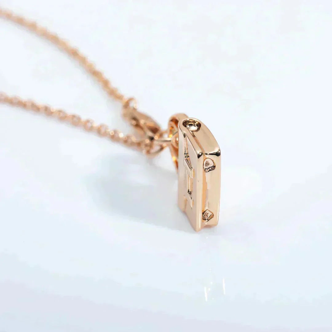 [Vellora-Opalyn]AMULETTE PEDANT ROSE GOLD NECKLACE