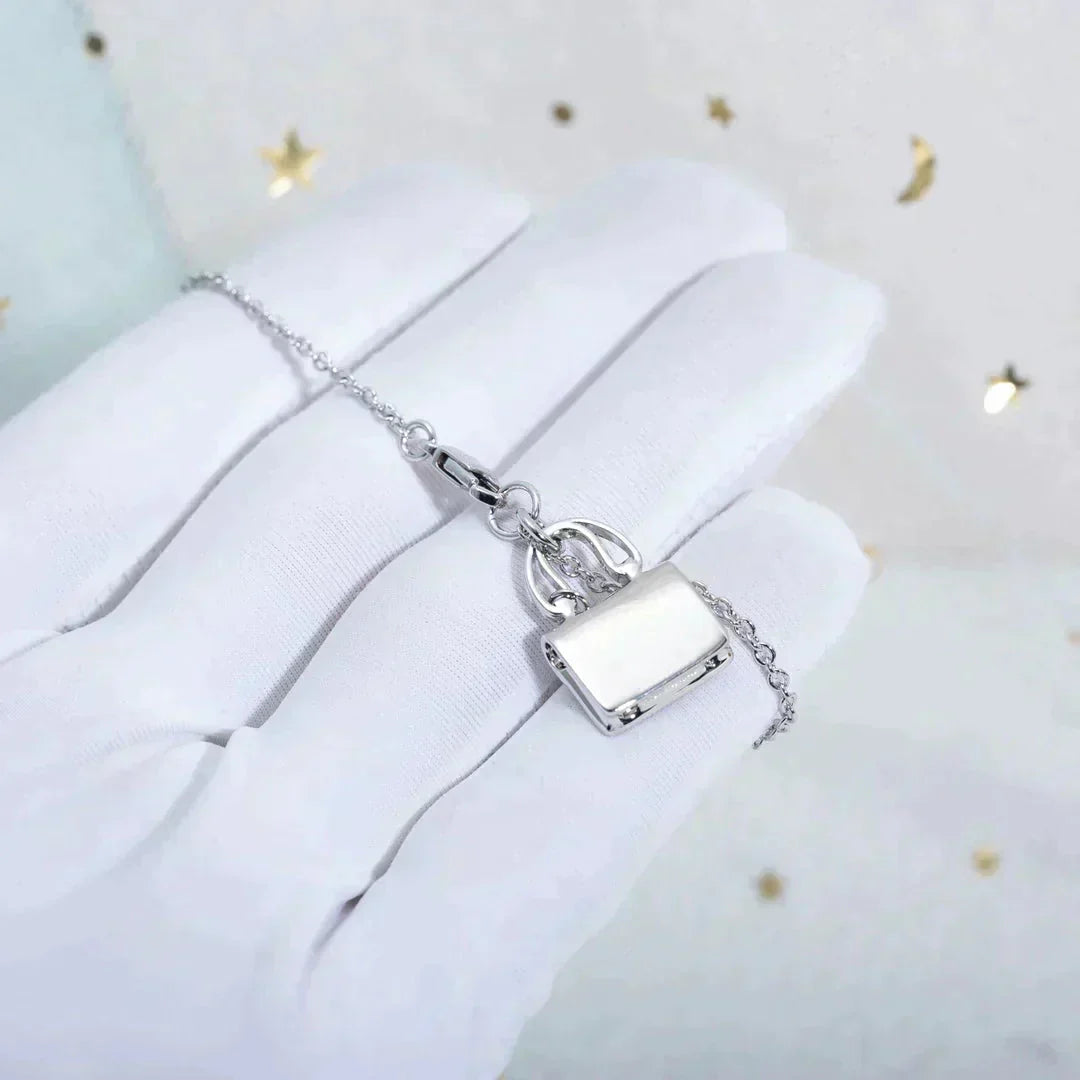 [Vellora-Opalyn]AMULETTE PEDANT SILVER NECKLACE