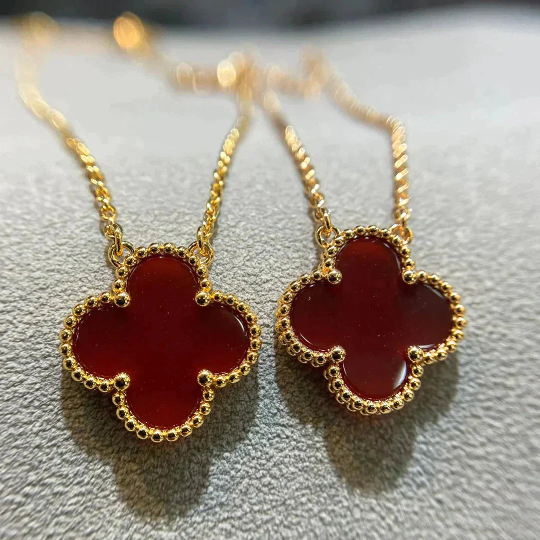 [Vellora-Opalyn]CLOVER 15MM CARNELIAN SINGLE FLOWER NECKLACE