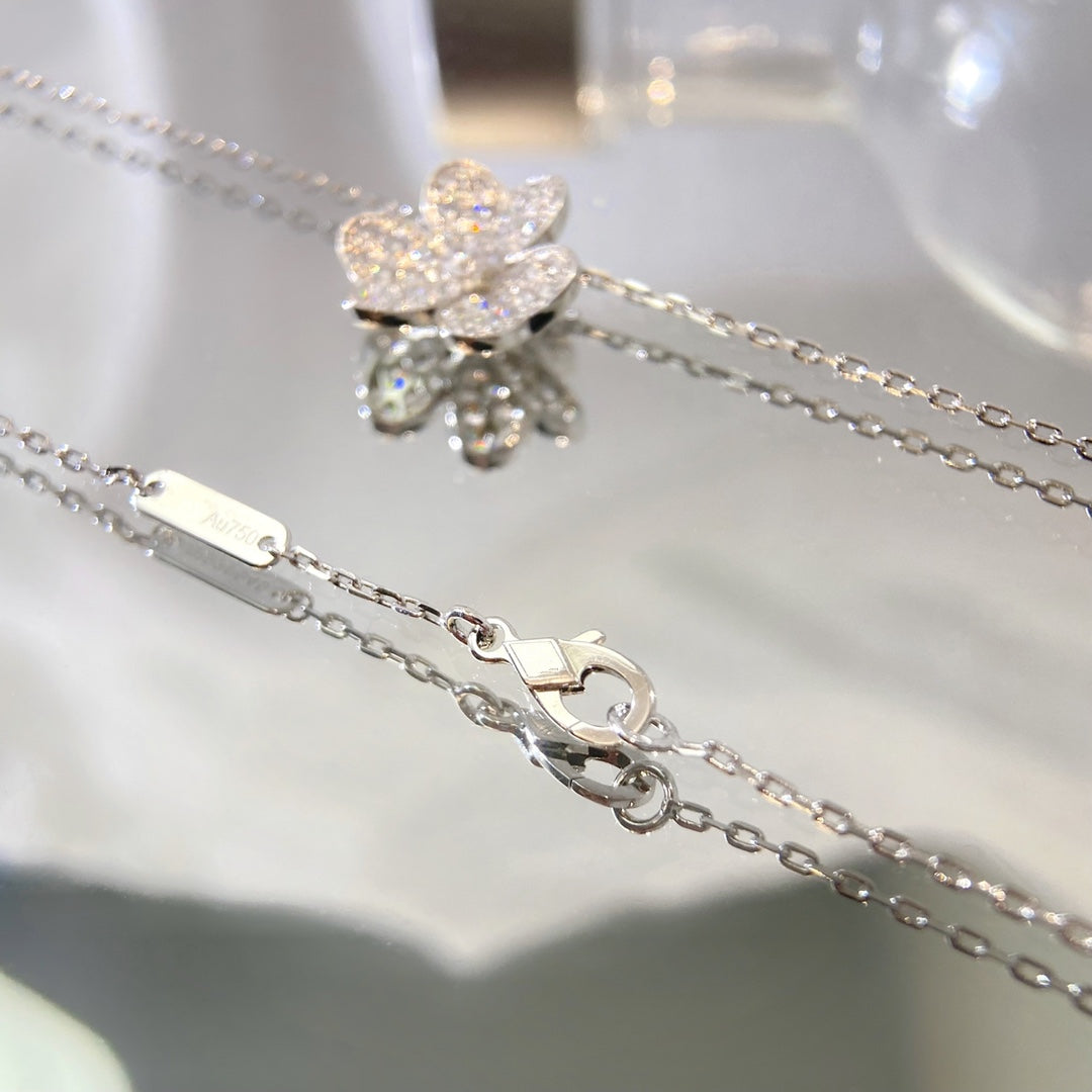[Vellora-Opalyn]FLOWER DIAMOND NECKLACE