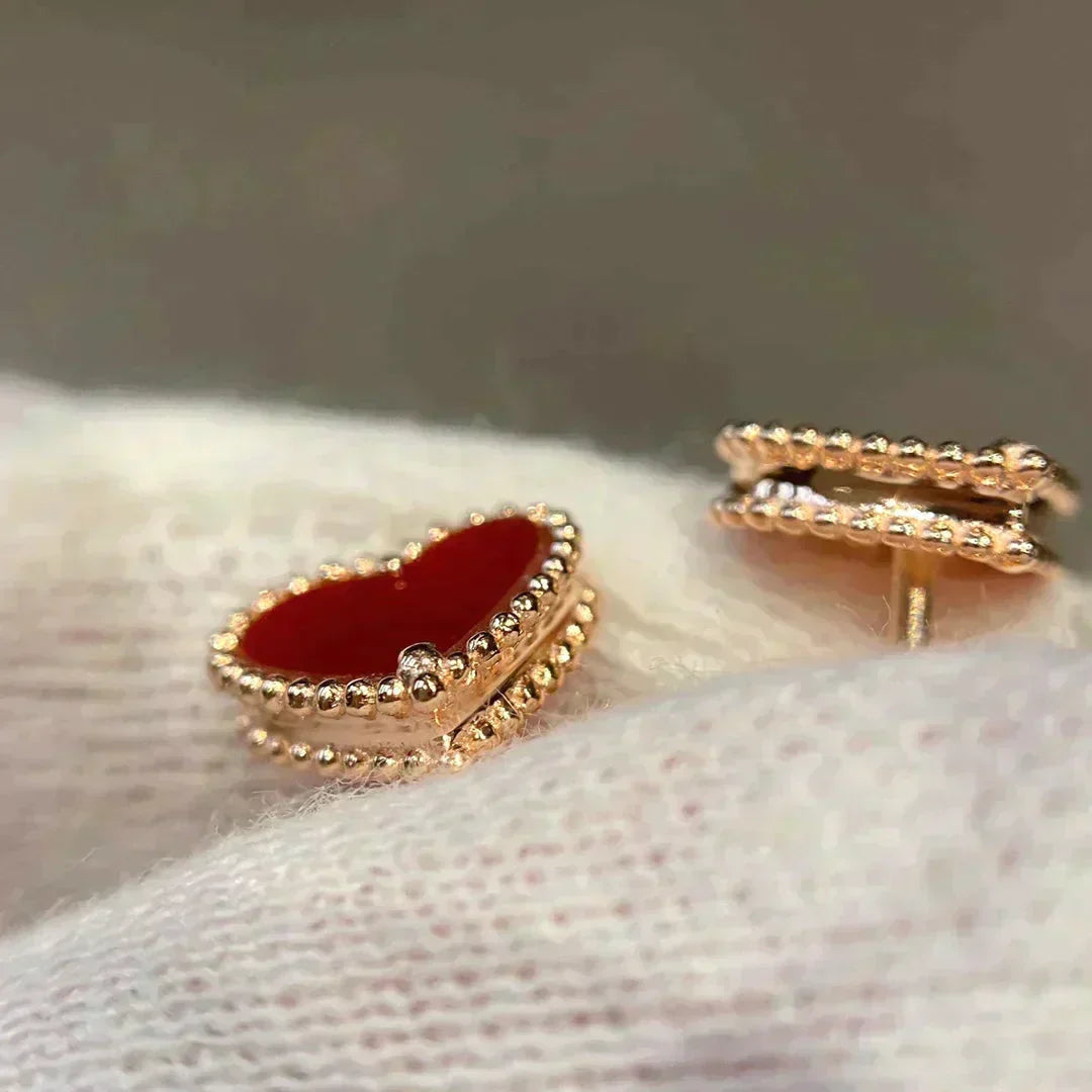 [Vellora-Opalyn]HEART CARNELIAN STUD EARRINGS