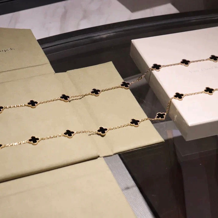 [Vellora-Opalyn]CLOVER 20 MOTIFS ONYX NECKLACE