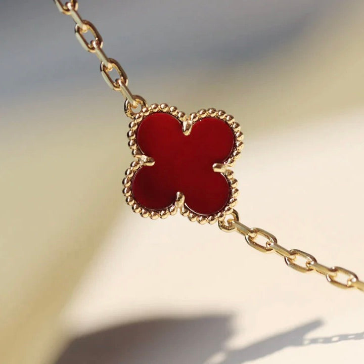[Vellora-Opalyn]CLOVER 20 MOTIFS CARNELIAN NECKLACE