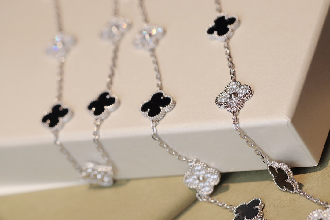 [Vellora-Opalyn]CLOVER 20 MOTIFS ONYX DIAMOND SILVER