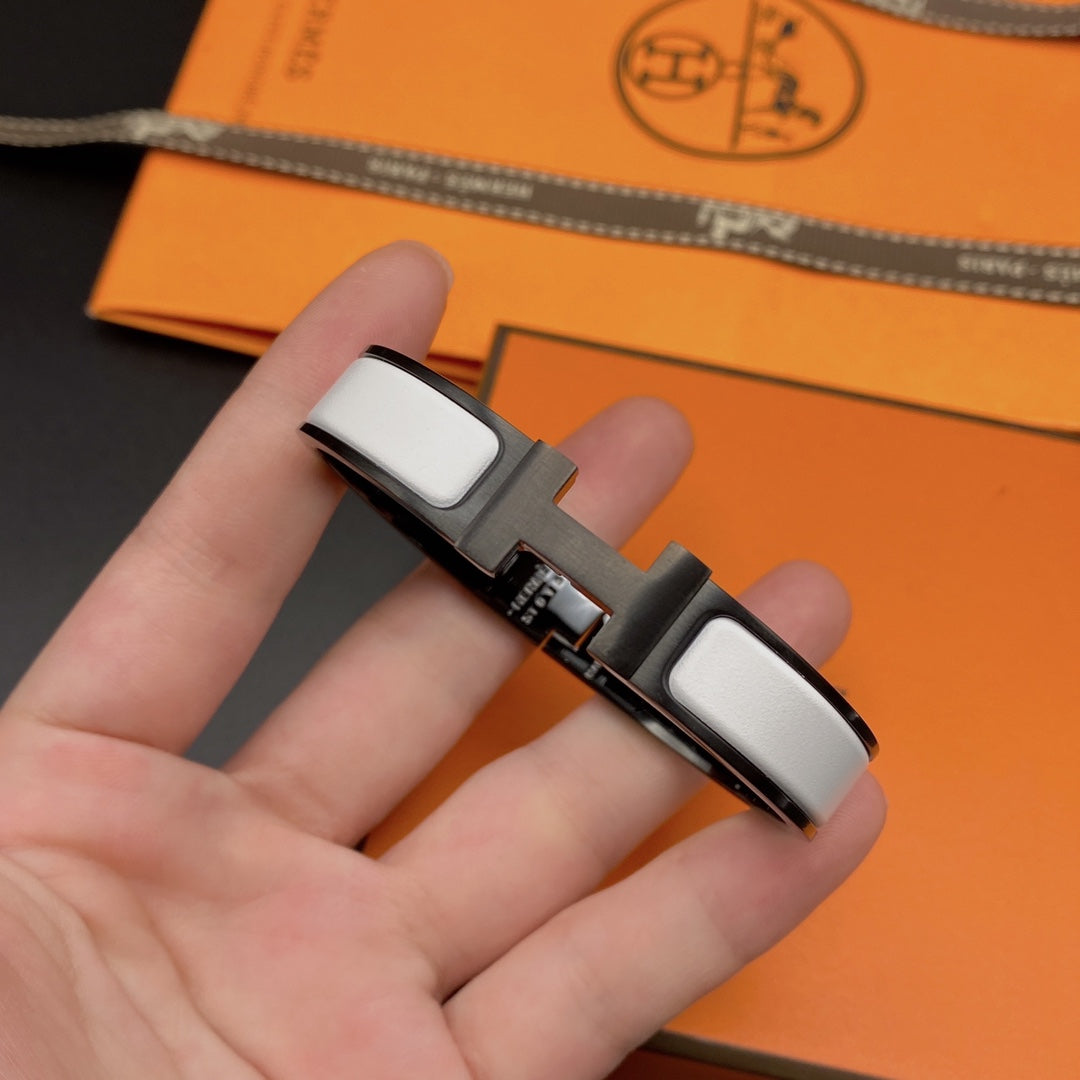 [Vellora-Opalyn]H BRACELET 12MM BLACK WHITE CERAMIC