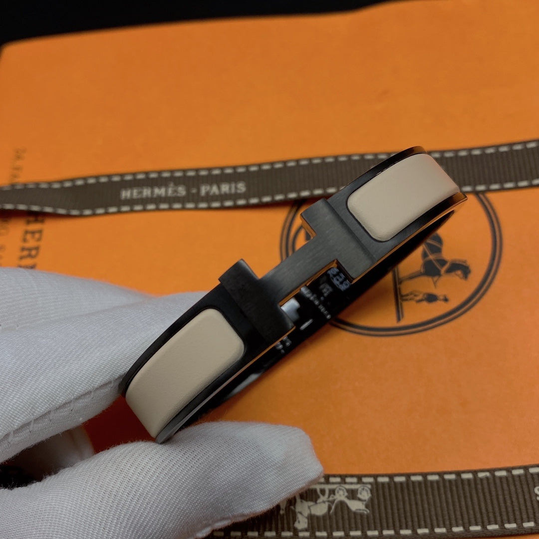 [Vellora-Opalyn]H BRACELET 12MM BLACK BEIGE CERAMIC