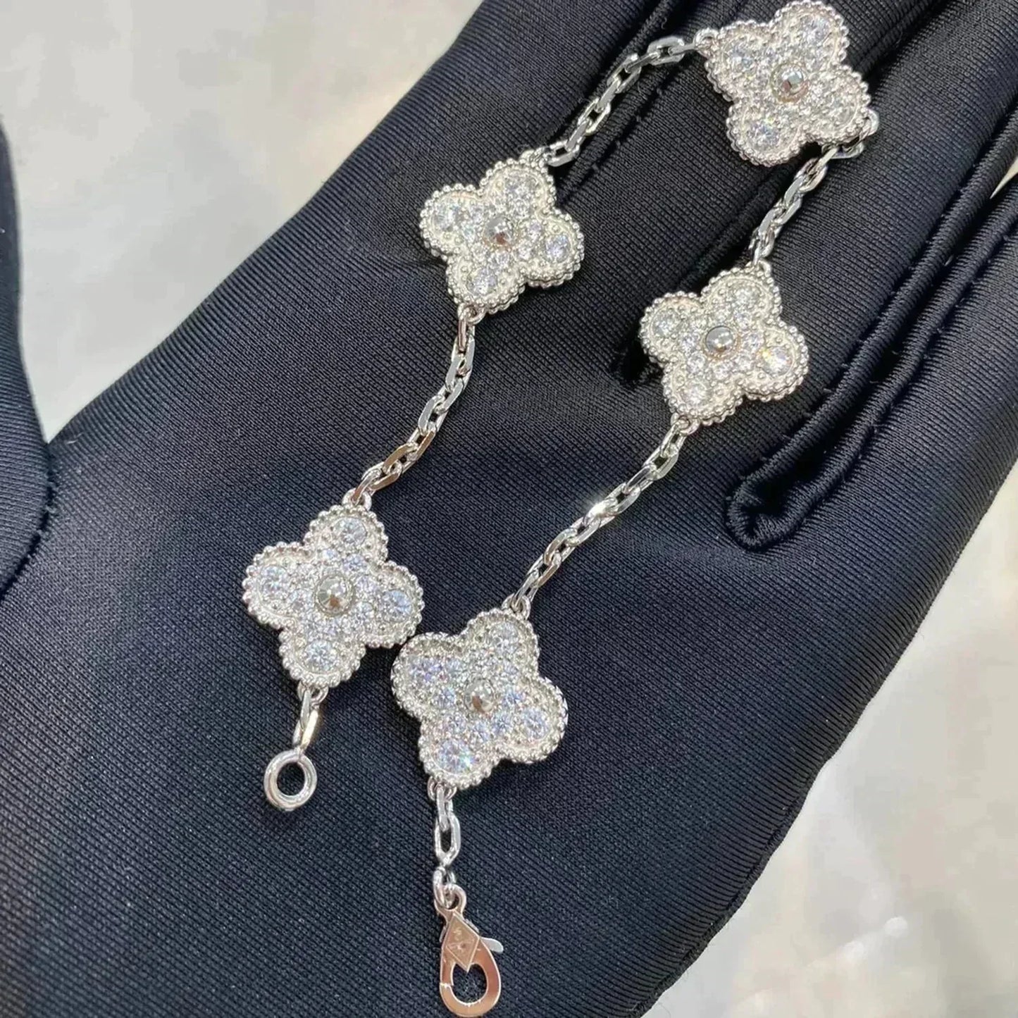 [Vellora-Opalyn]CLOVER 5 MOTIFS  DIAMOND BRACELET SILVER