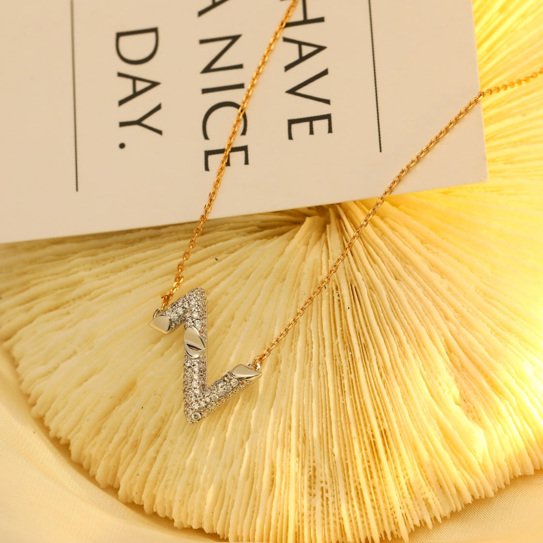 [Vellora-Opalyn]VOLT SILVER DIAMOND PEDANT NECKLACE
