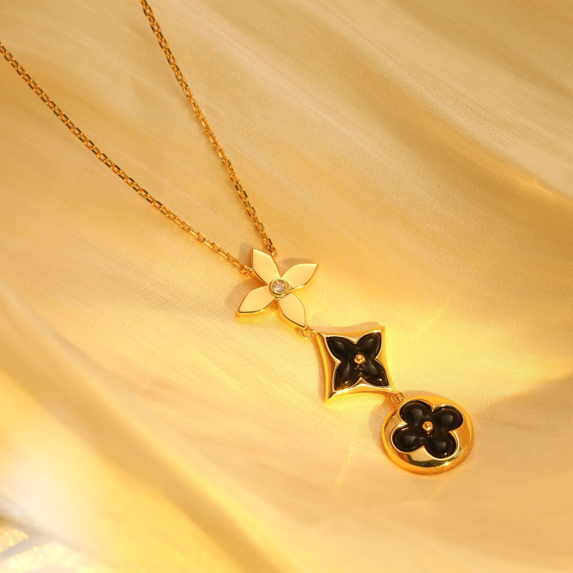 [Vellora-Opalyn]STAR AND SUN ONYX PINK GOLD NECKLACE