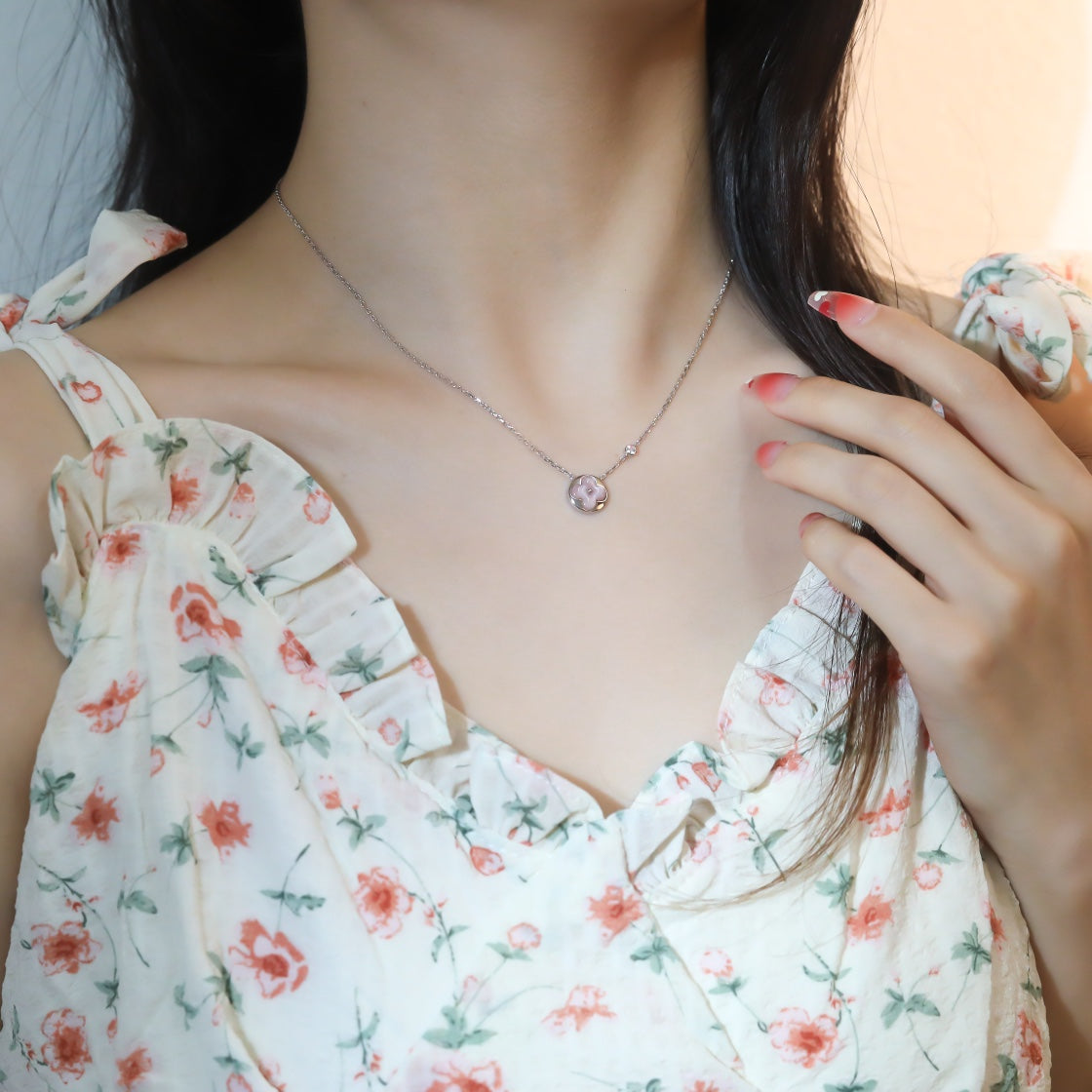 [Vellora-Opalyn]SUN PEDANT PINK GOLD 1 DIAMOND NECKLACE