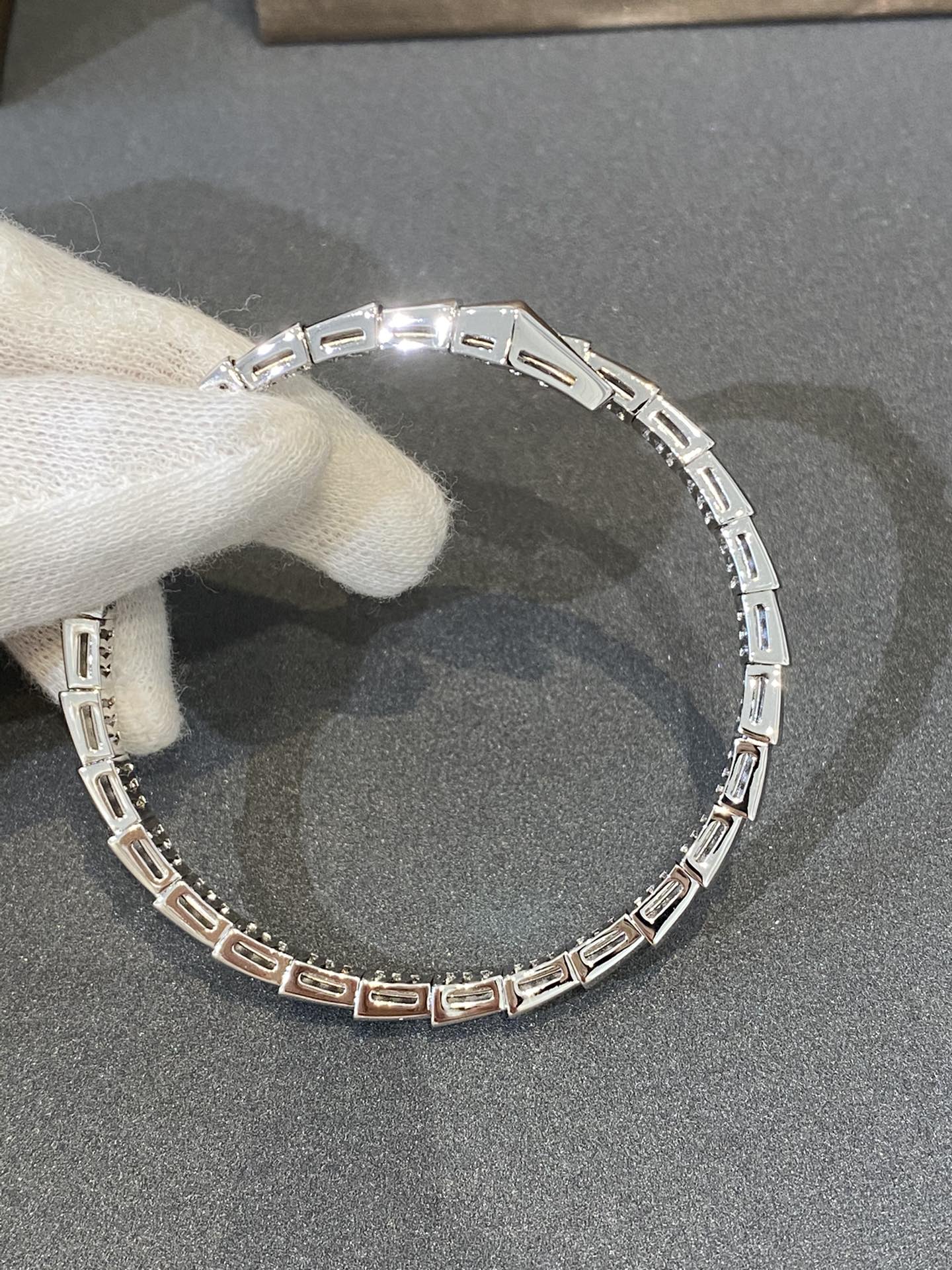 [Vellora-Opalyn]SERPENTI BRACELET DIAMONDS SILVER