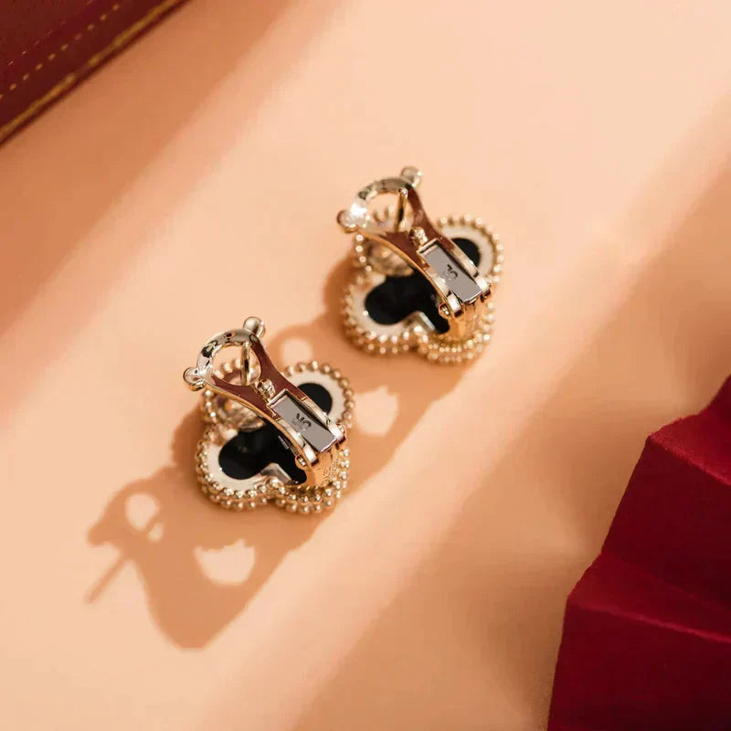 [Vellora-Opalyn]CLOVER MEDIUM 1 MOTIFS  ONYX STUD EARRINGS