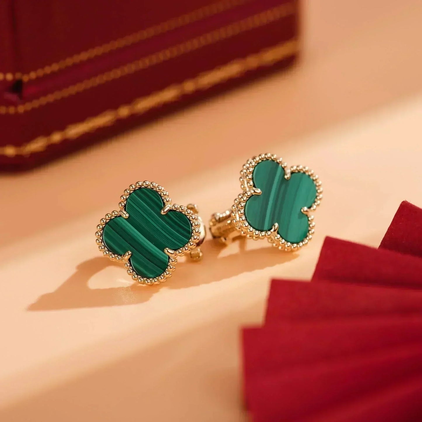 [Vellora-Opalyn]CLOVER MEDIUM 1 MOTIFS MALACHITE  EARRINGS
