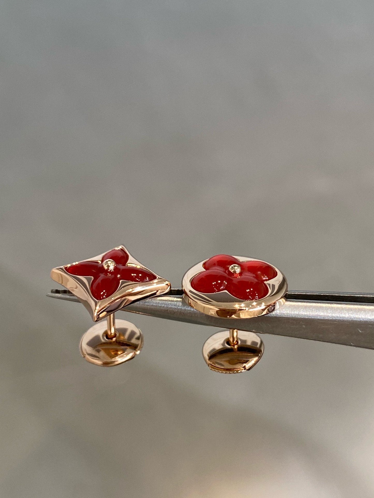 [Vellora-Opalyn]STAR AND SUN PINK GOLD CARNELIAN STUD EARRINGS