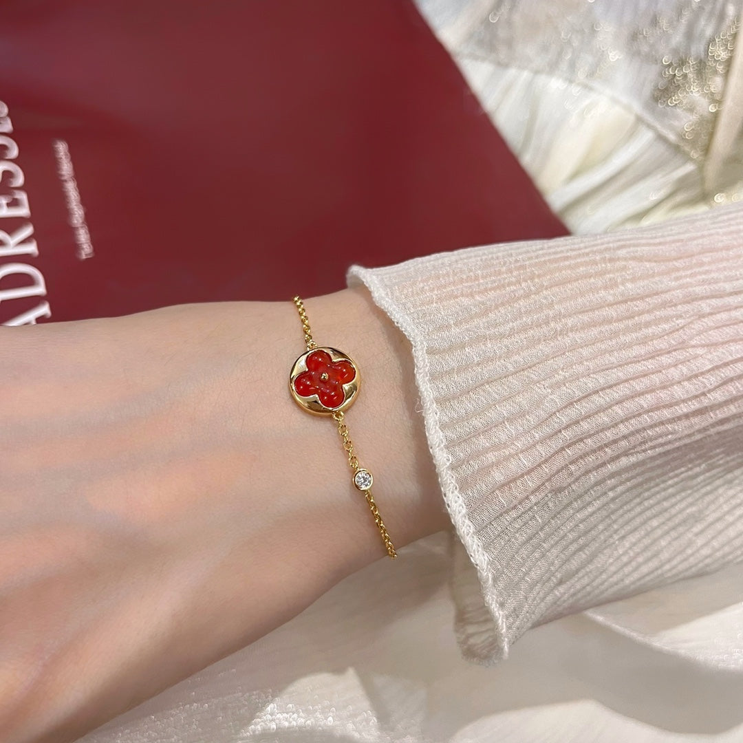 [Vellora-Opalyn]SUN PEDANT CARNELIAN BRACELET
