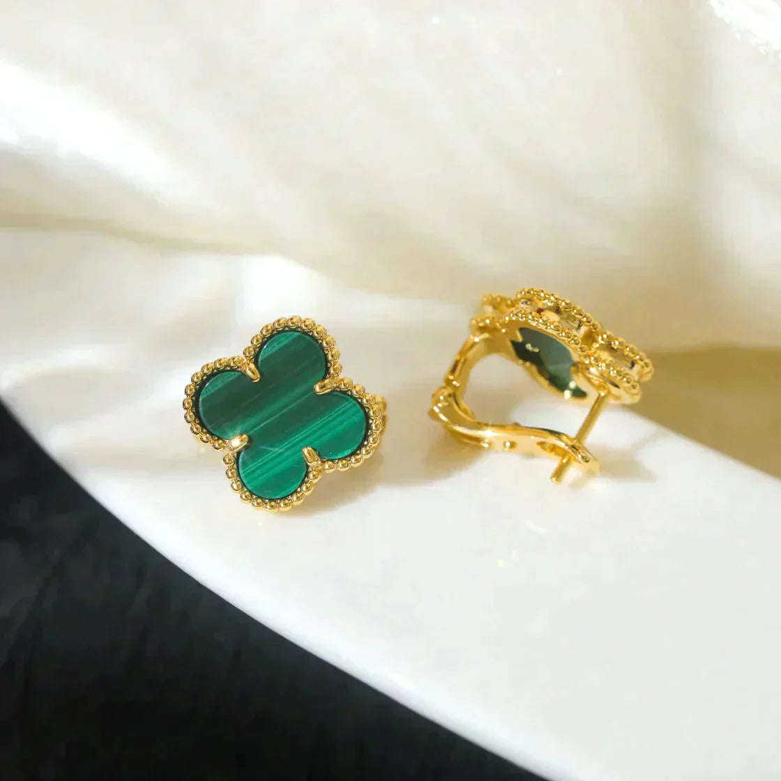 [Vellora-Opalyn]CLOVER MEDIUM 1 MOTIFS MALACHITE  EARRINGS