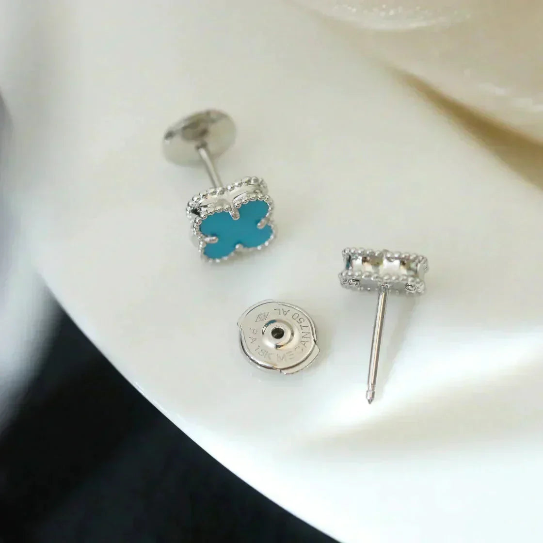 [Vellora-Opalyn]CLOVER MINI 9.5MM ONYX STUD EARRINGS SILVER