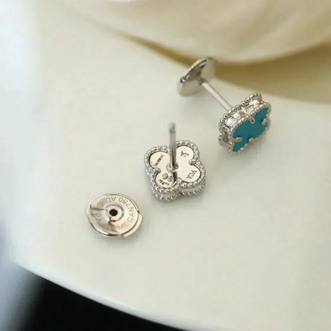 [Vellora-Opalyn]CLOVER MINI 9.5MM ONYX STUD EARRINGS SILVER