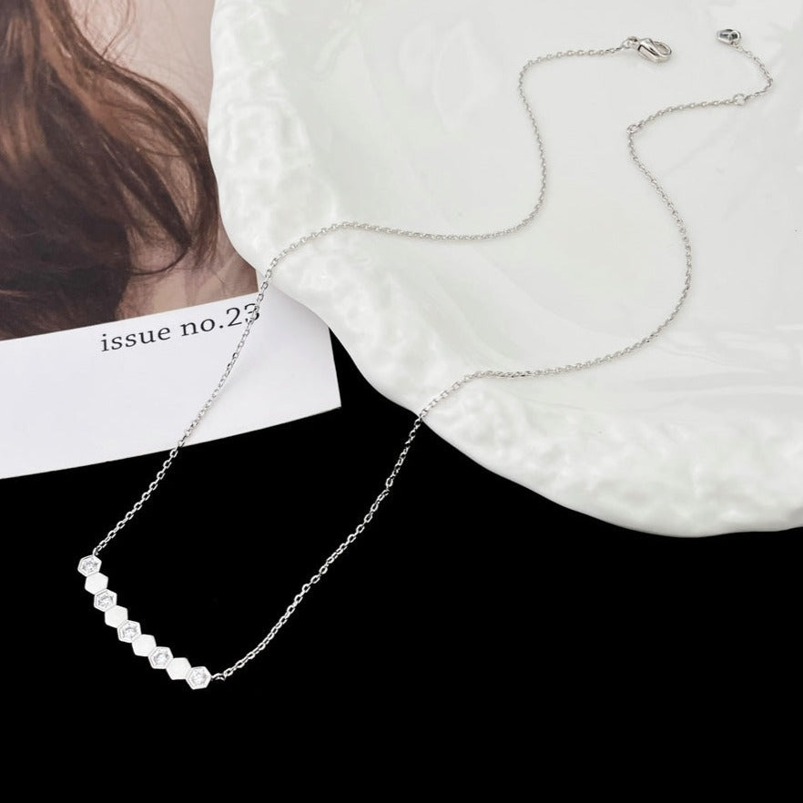 [Vellora-Opalyn]BEE MY LOVE DIAMOND NECKLACE