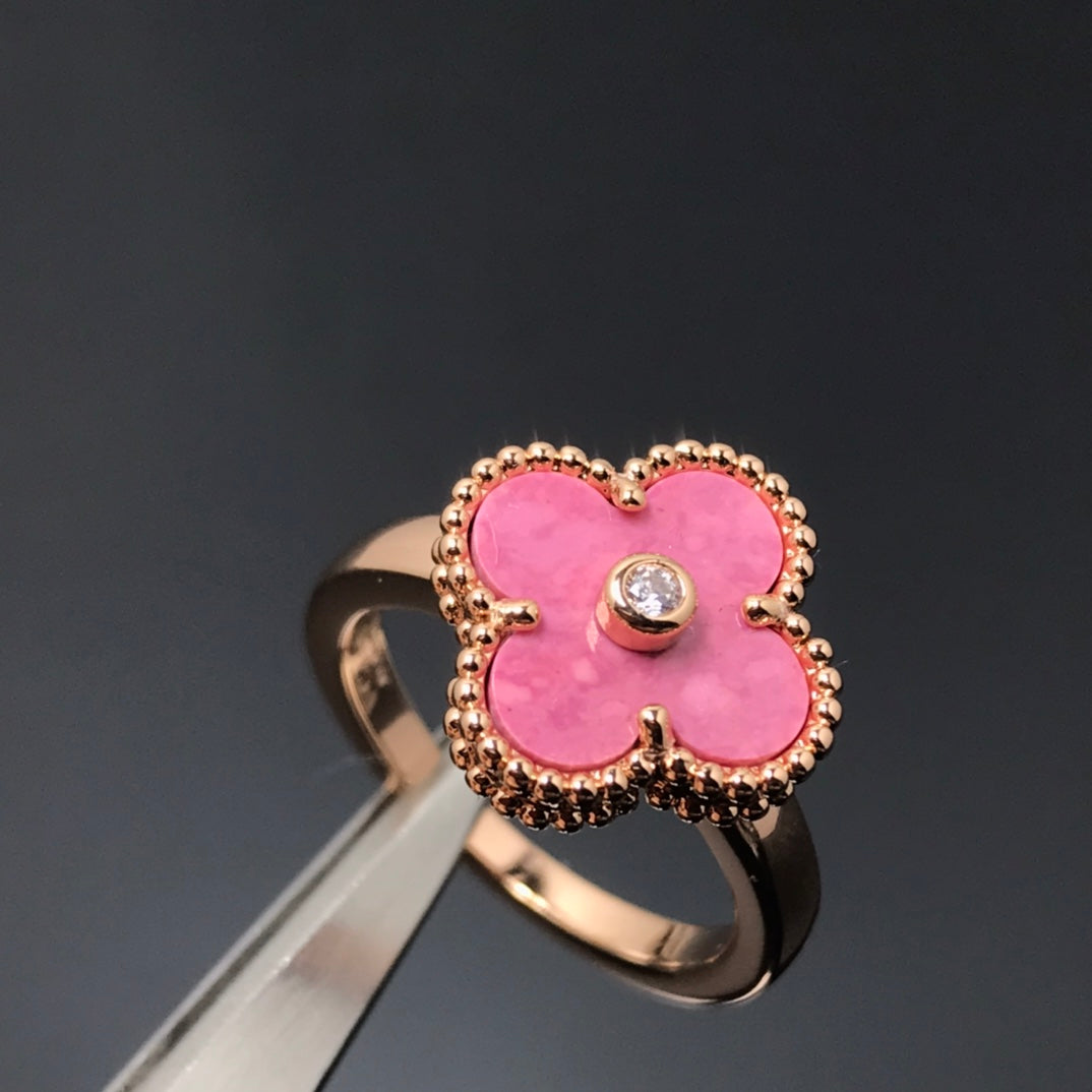 [Vellora-Opalyn]CLOVER RHODONITE ROSE GOLD RING