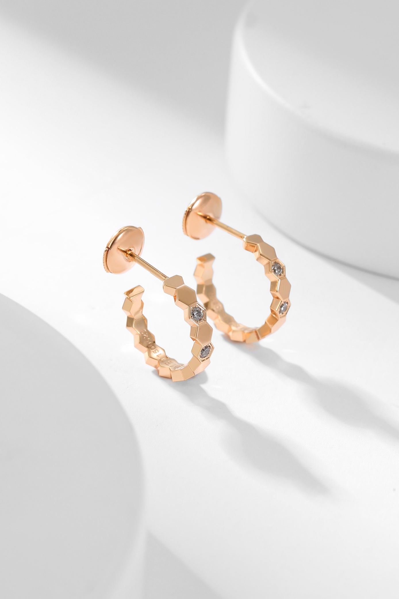 [Vellora-Opalyn]BEE LOVE DIAMOND HOOP EARRINGS