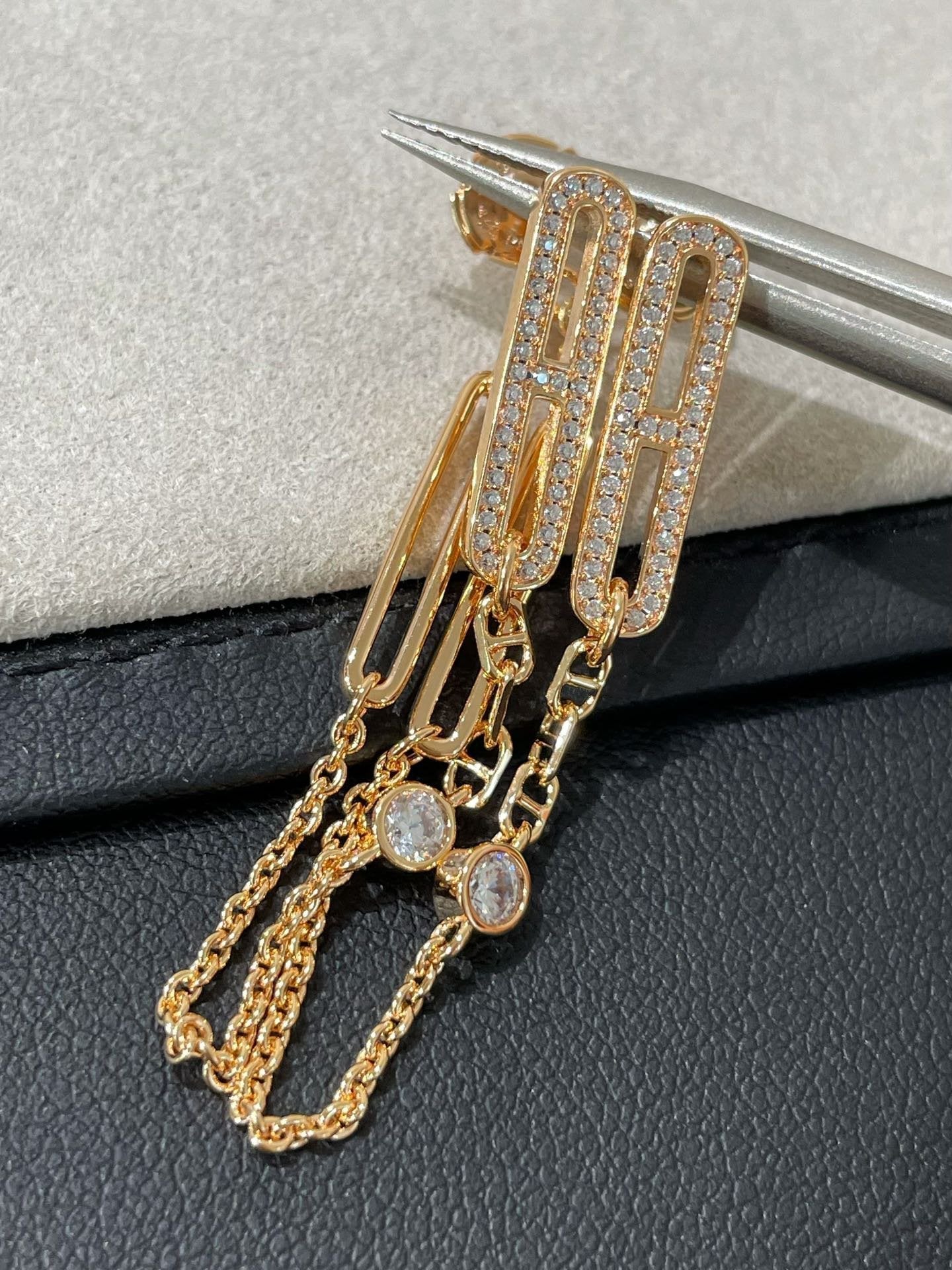 [Vellora-Opalyn]CHAINE CHAOS DIAMOND DROP EARRINGS