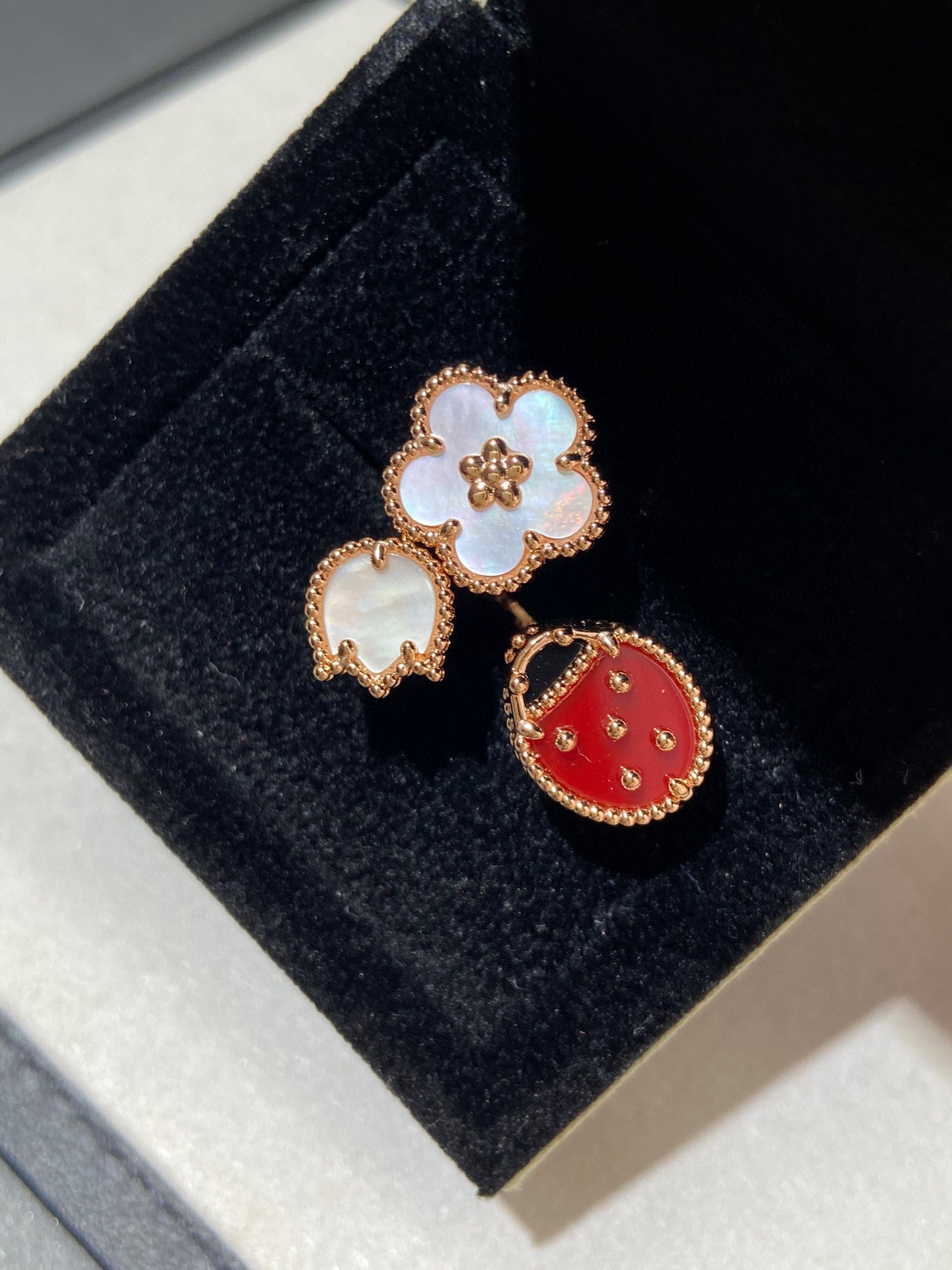 [Vellora-Opalyn]LUCKY 3 MOTIF ROSE GOLD RING