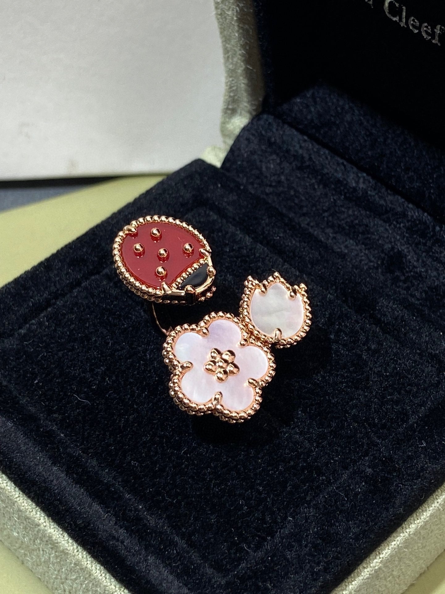 [Vellora-Opalyn]LUCKY 3 MOTIF ROSE GOLD RING