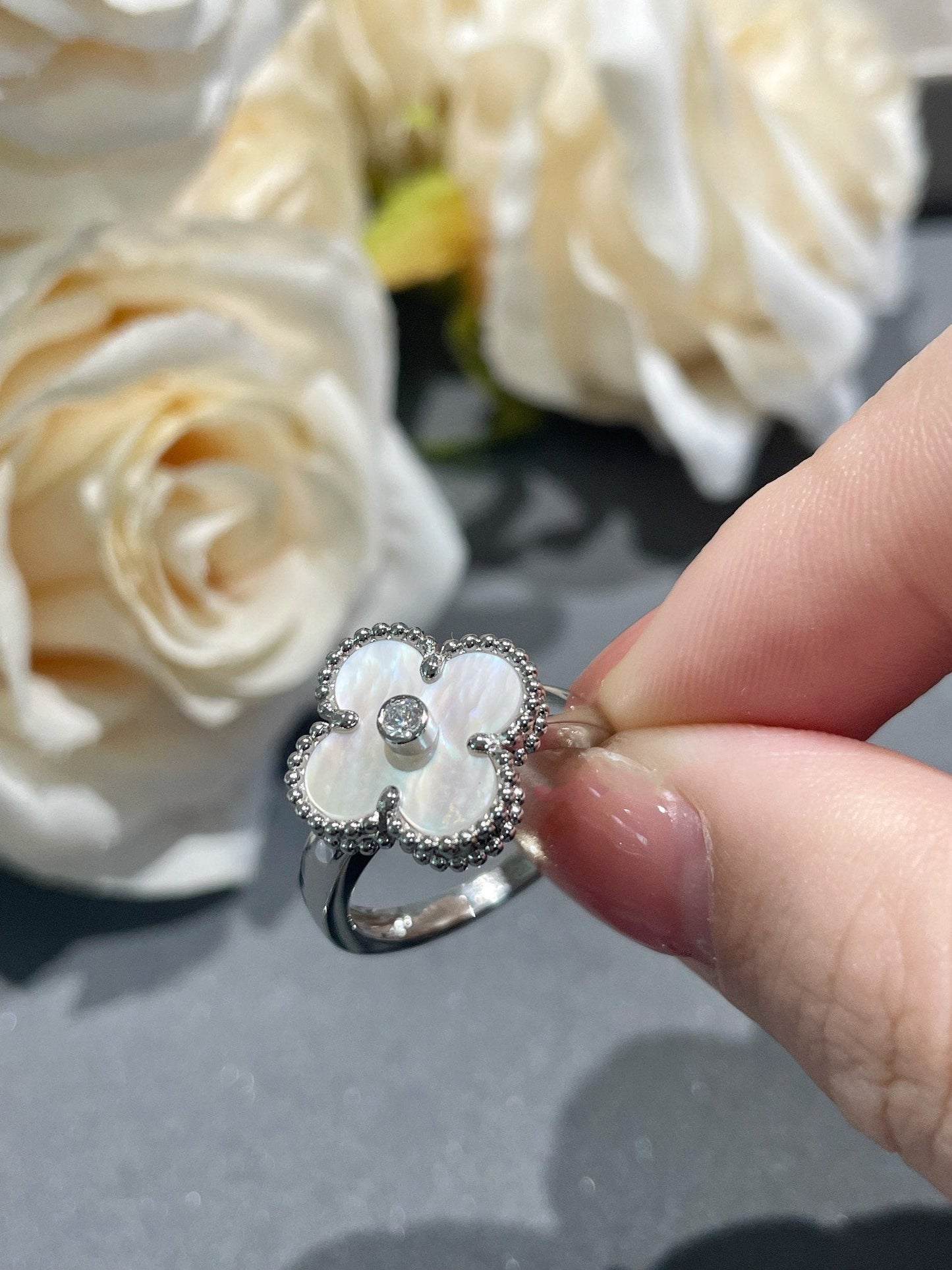 [Vellora-Opalyn]CLOVER SILVER MOP DIAMOND RING