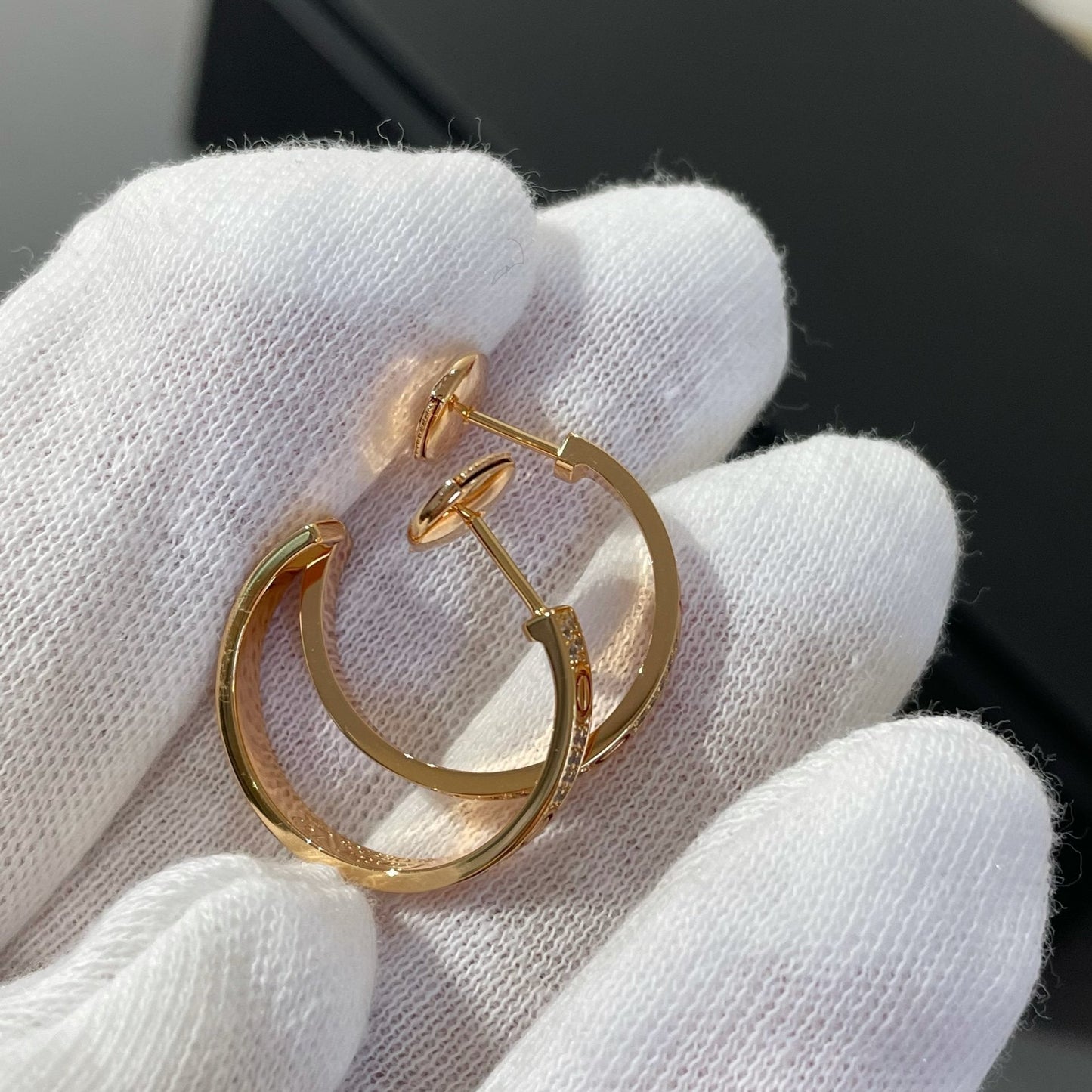 [Vellora-Opalyn]LOVE DIAMOND PINK GOLD HOOP EARRINGS