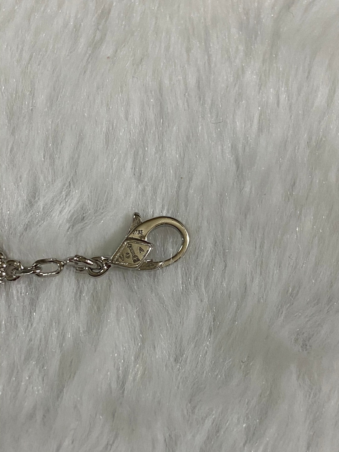 [Vellora-Opalyn]CLOVER 1 MOTIF PIETERSITE BRACELET