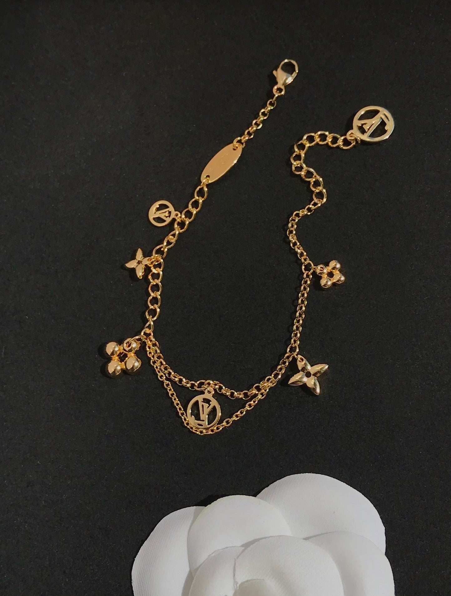 [Vellora-Opalyn]BLOOMING PINK GOLD MOP BRACELET