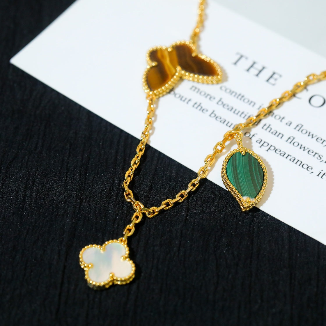 [Vellora-Opalyn]LUCKY SPRING 5 MOTIF GOLD BRACELET