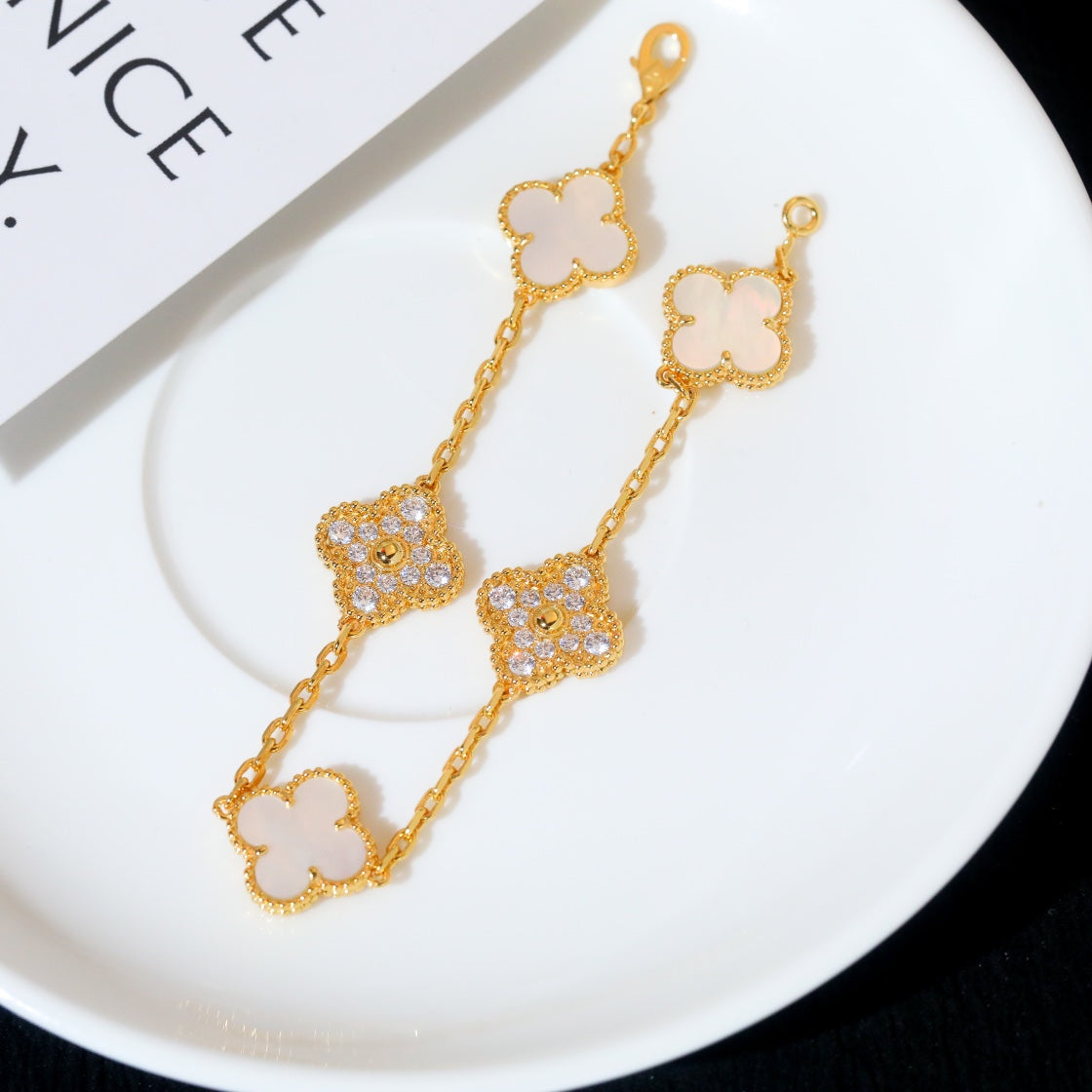 [Vellora-Opalyn]CLOVER BRACELET 5 MOTIF WHITE MOP DIAMOND