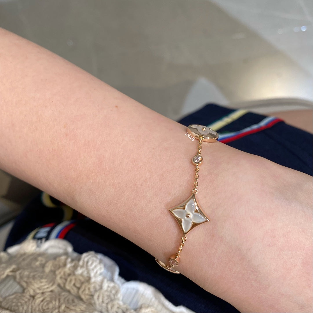 [Vellora-Opalyn]STAR AND SUN 4 MOTIF WHITE MOP PINK GOLD BRACELET